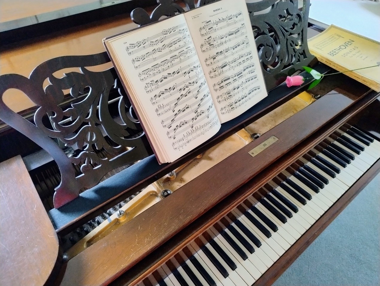 Piano and music EP